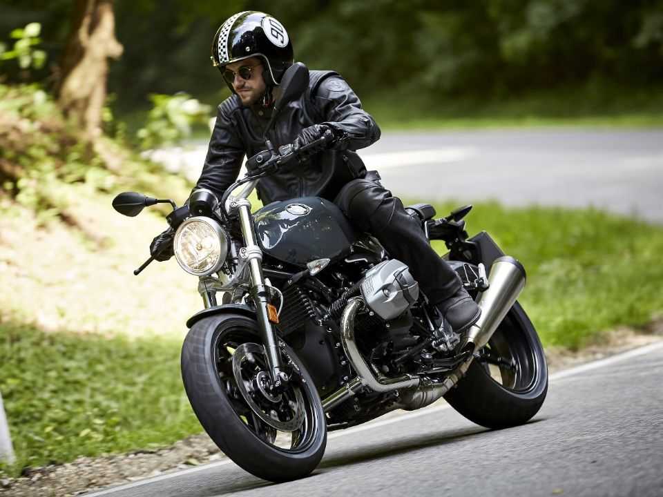 BMW R nineT